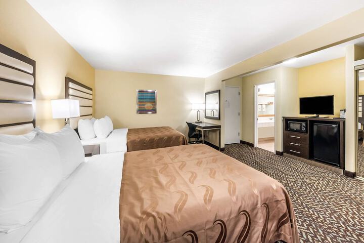 Quality Inn & Suites Capitola by the Sea