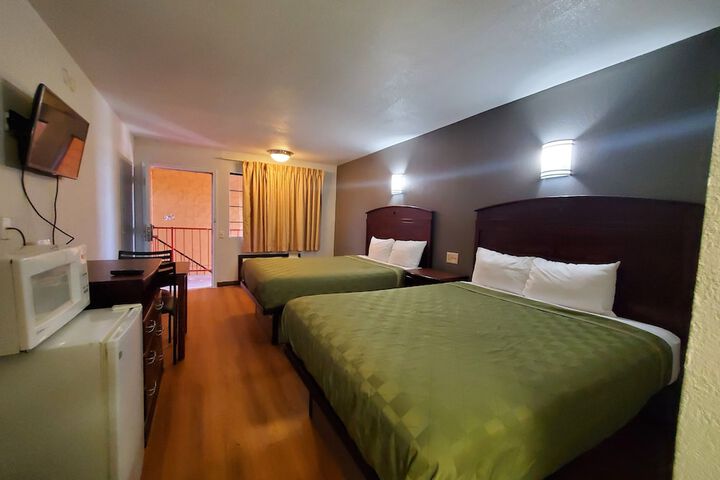 Room 39 of 43