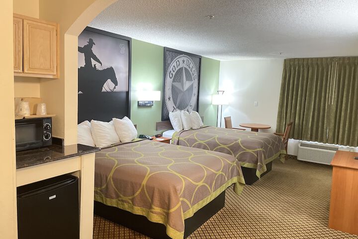 Room 26 of 30