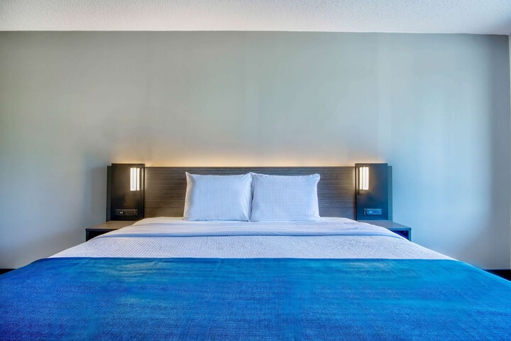 Room 19 of 27