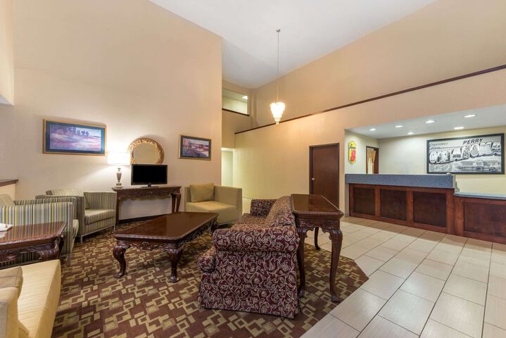 Hotel Interior 3 of 13