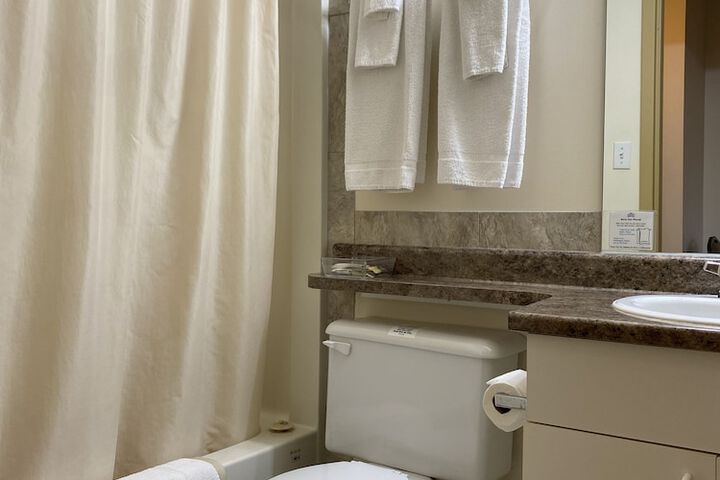 Room 41 of 77