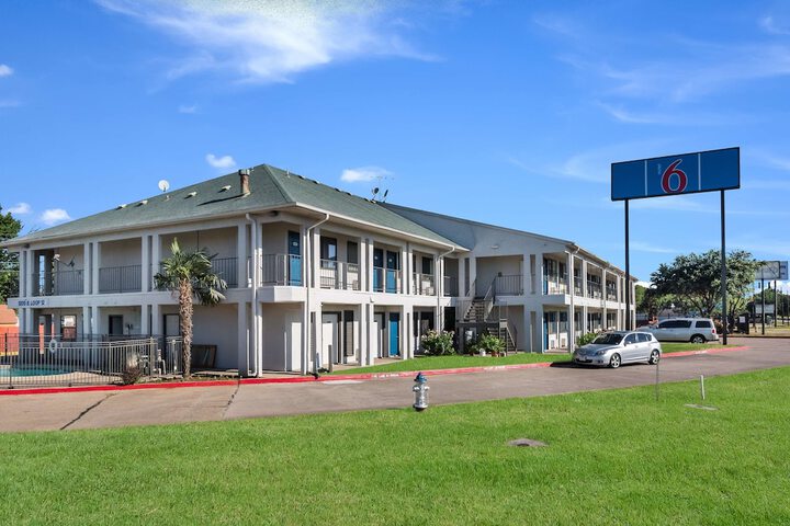 Hotel 3 of 31