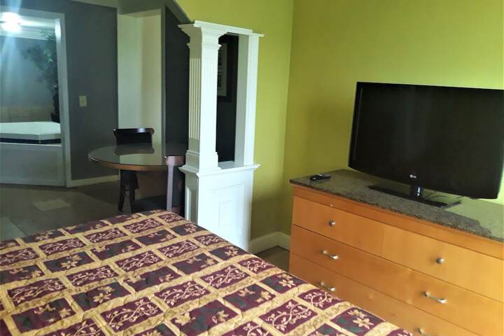 Room 43 of 75