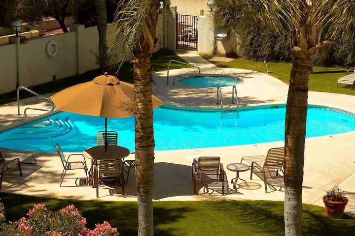 Pool 4 of 48