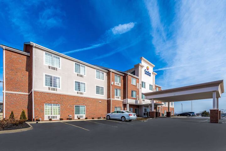 Hotel 2 of 50