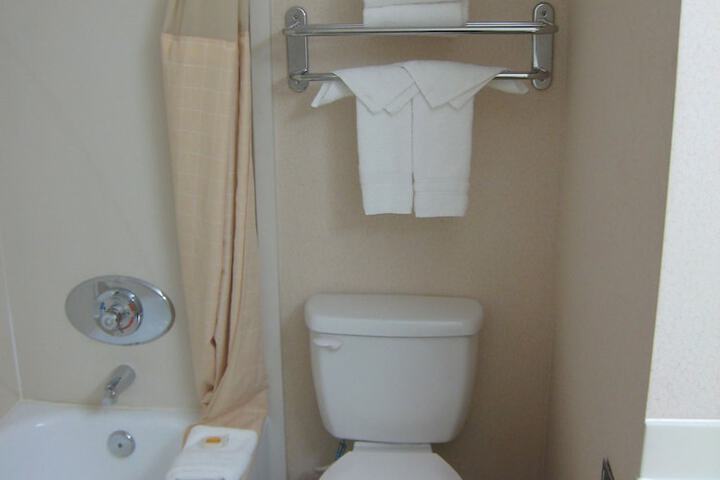 Room 18 of 44