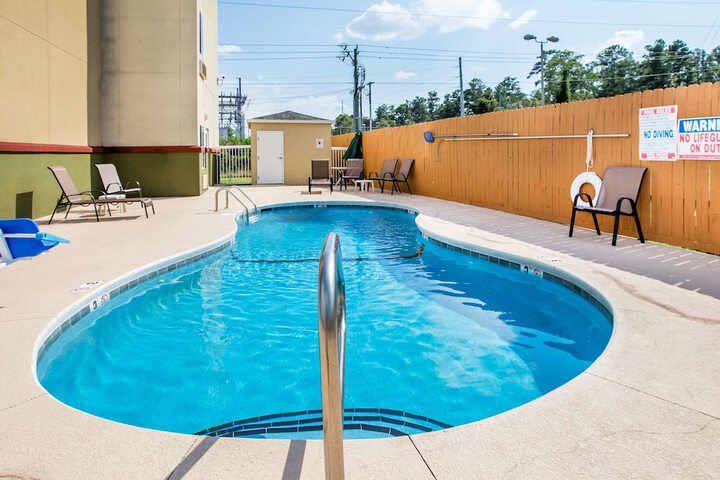 Pool 12 of 47