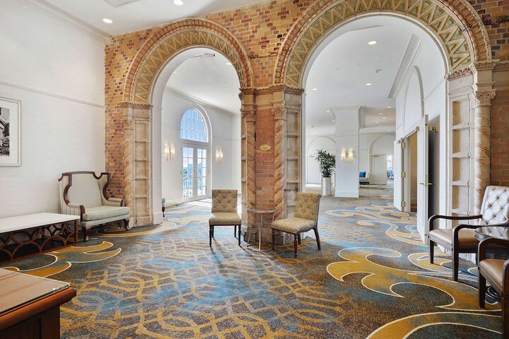 Hotel Interior 27 of 145