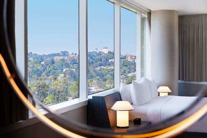 W Hollywood