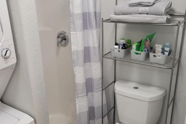 211 Lulac Street Alvin TX Luxury Apartments