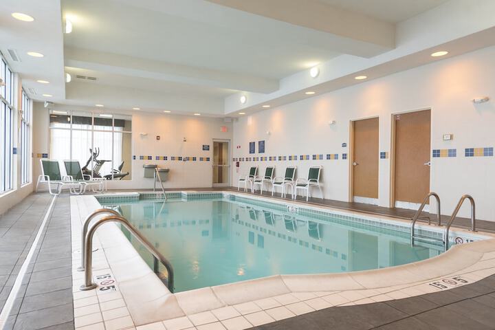 Holiday Inn Aurora North - Naperville by IHG