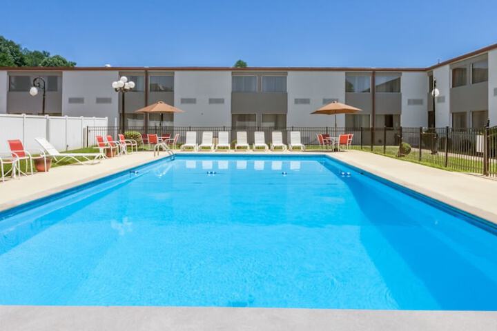 Pool 3 of 39