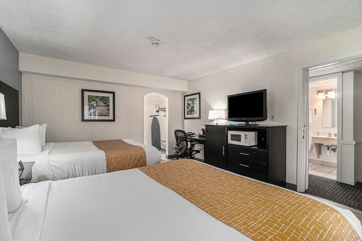 Room 14 of 67
