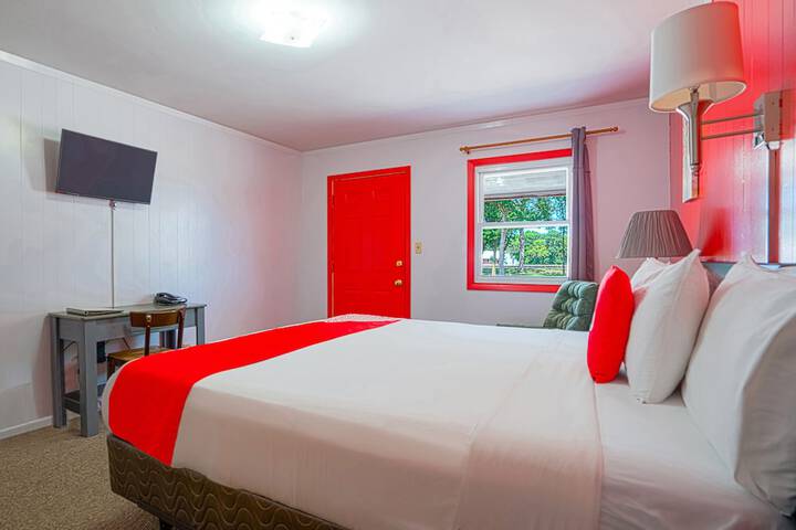 OYO Hotel Lamberton Hwy 14