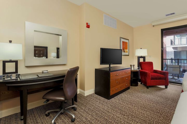 Room 56 of 82