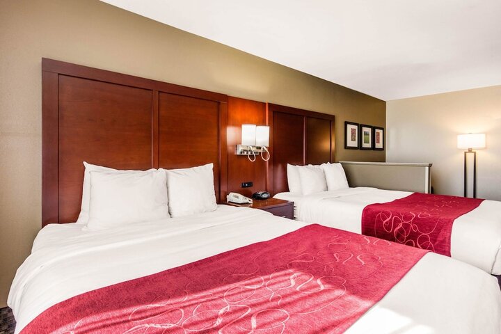 Room 16 of 33