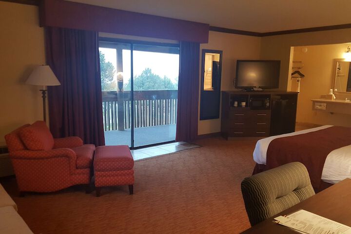 Room 15 of 25