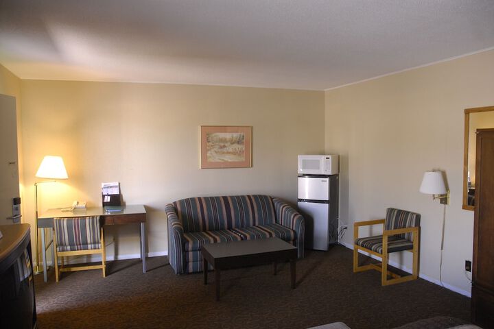 Room 17 of 24