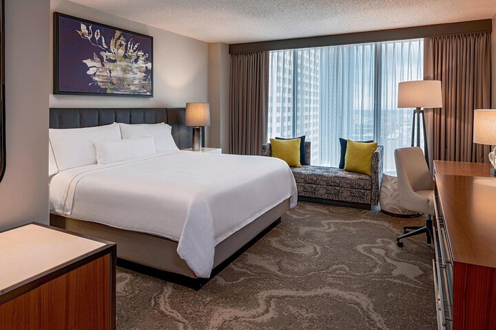 Room 32 of 104