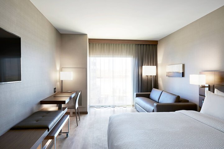 Room 18 of 72