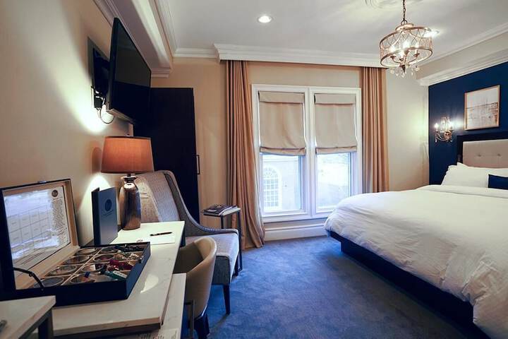 Room 63 of 117
