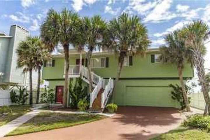 Stairway to Heaven Upper Level 2 Br Home by RedAwning