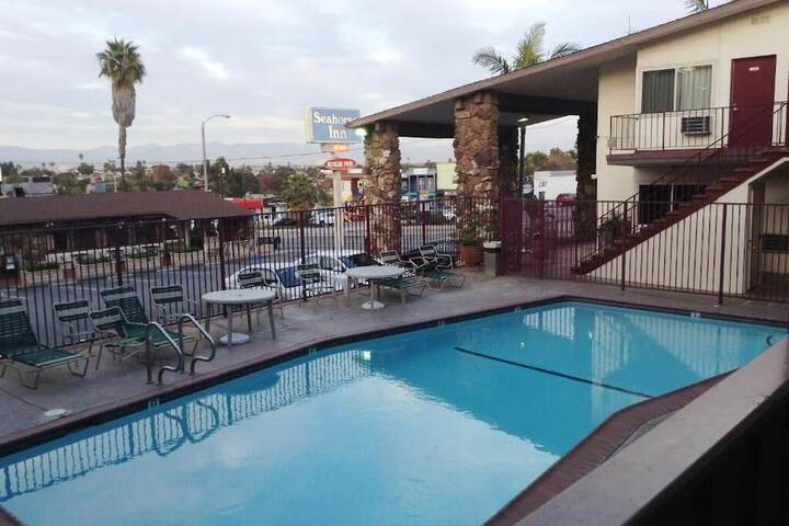 Pool 7 of 21
