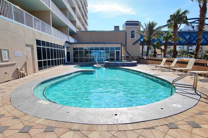 Pool 34 of 106