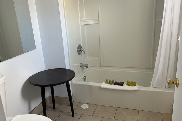Room 40 of 62