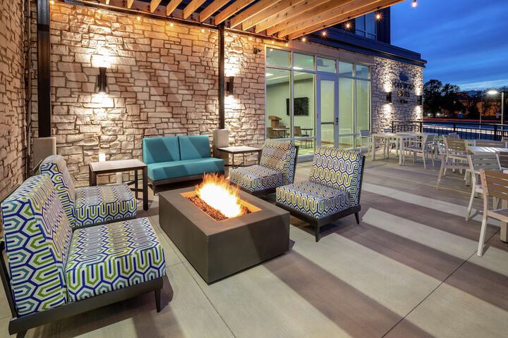 Terrace/Patio 43 of 45