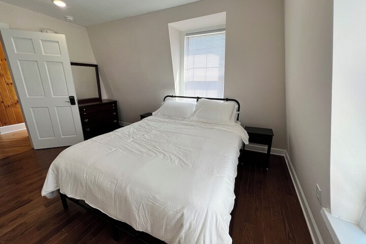 Room 18 of 60