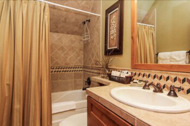 Discovery Chalet 164 - Three Bedroom Chalet