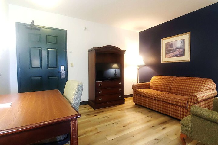 Room 8 of 47