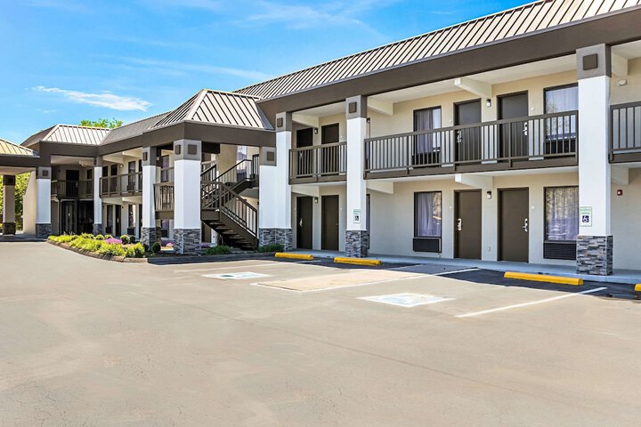 Hotel 5 of 26