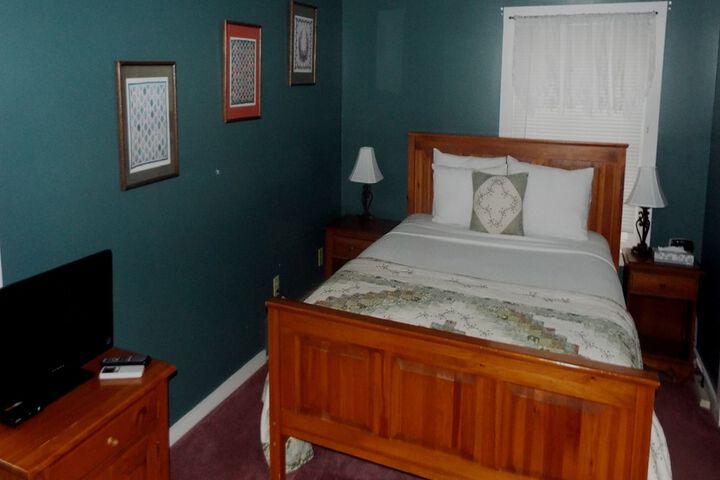 Room 51 of 94