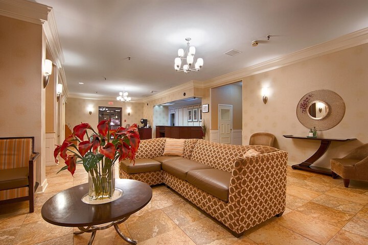Hotel Interior 7 of 22