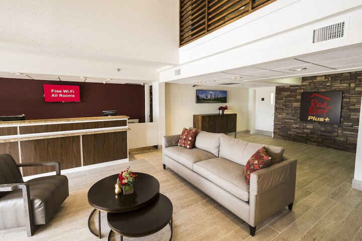 Hotel Interior 7 of 22