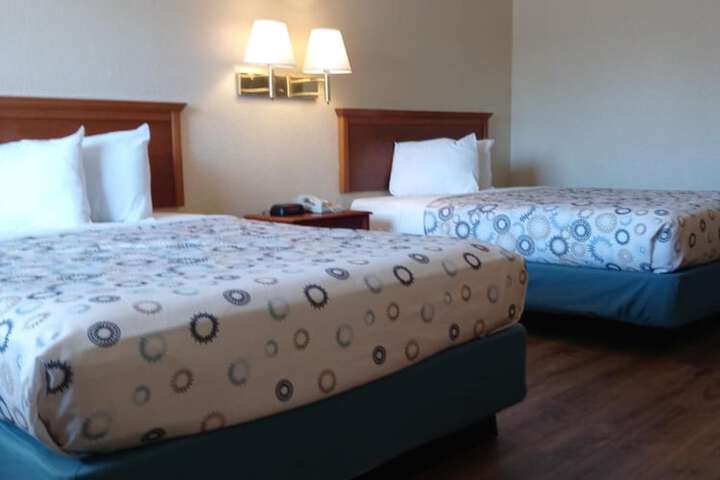 Room 48 of 91