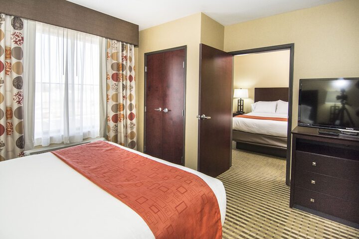 Room 16 of 27