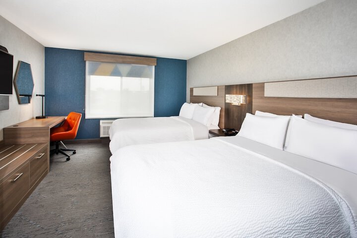 Room 46 of 121