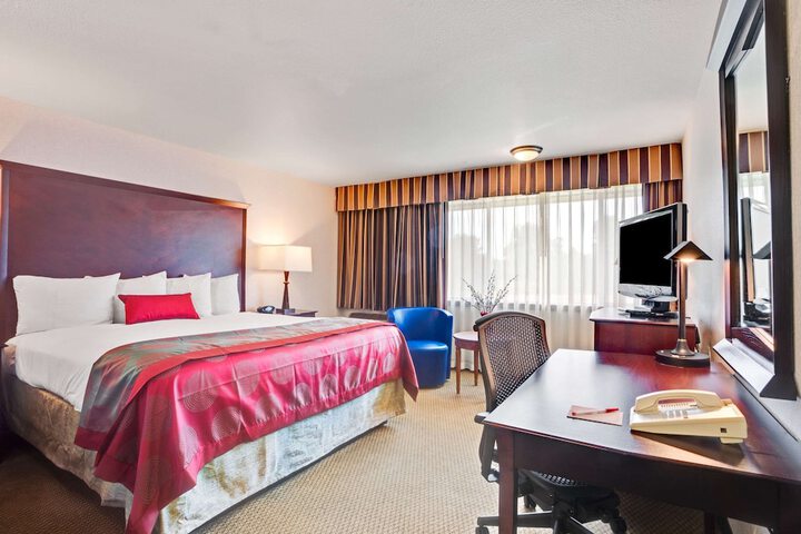 Room 7 of 19