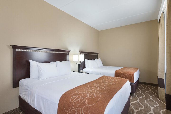 Room 27 of 65