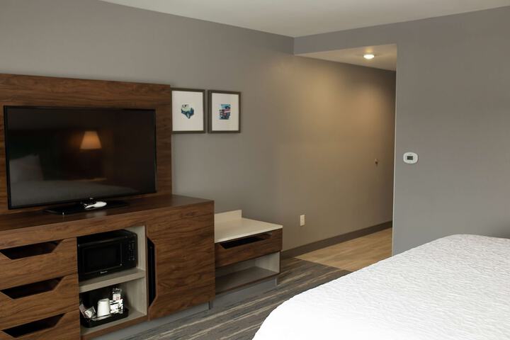 Hampton Inn & Suites Dundee