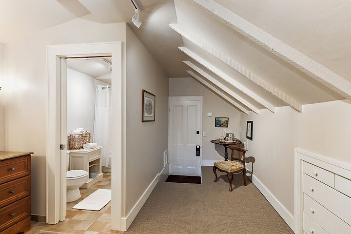 McCully House Inn