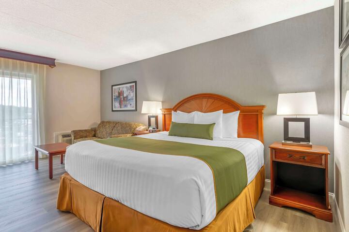 Room 16 of 31