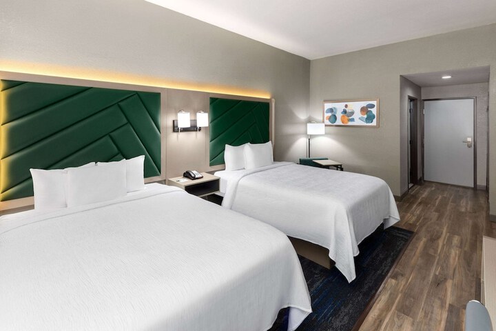 Wingate by Wyndham Sulphur Near Lake Charles