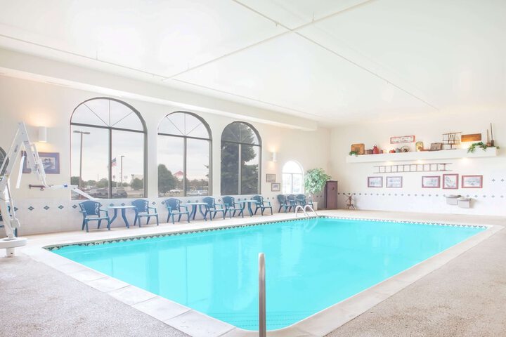 Pool 2 of 30