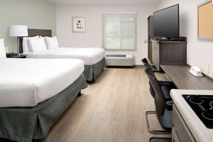 Room 16 of 34