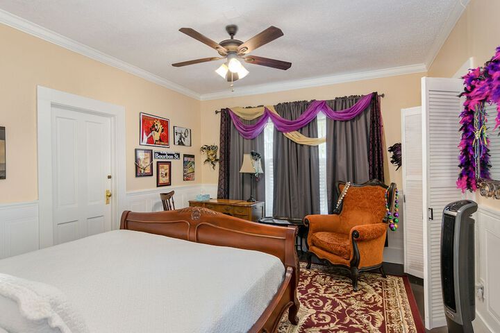 Room 20 of 35